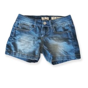 Indigo rein size 1 forever super stretchy denim jean shorts